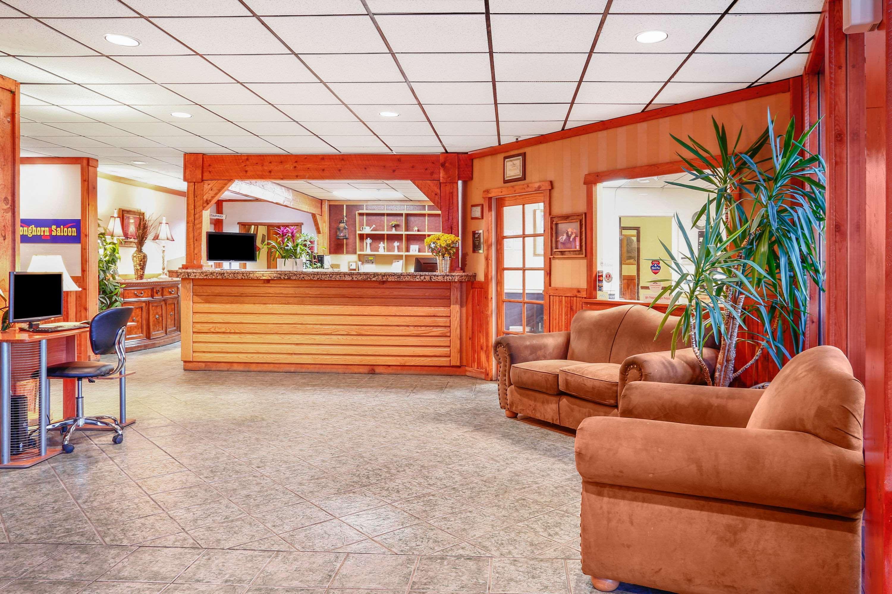 Howard Johnson By Wyndham Helena Exterior photo